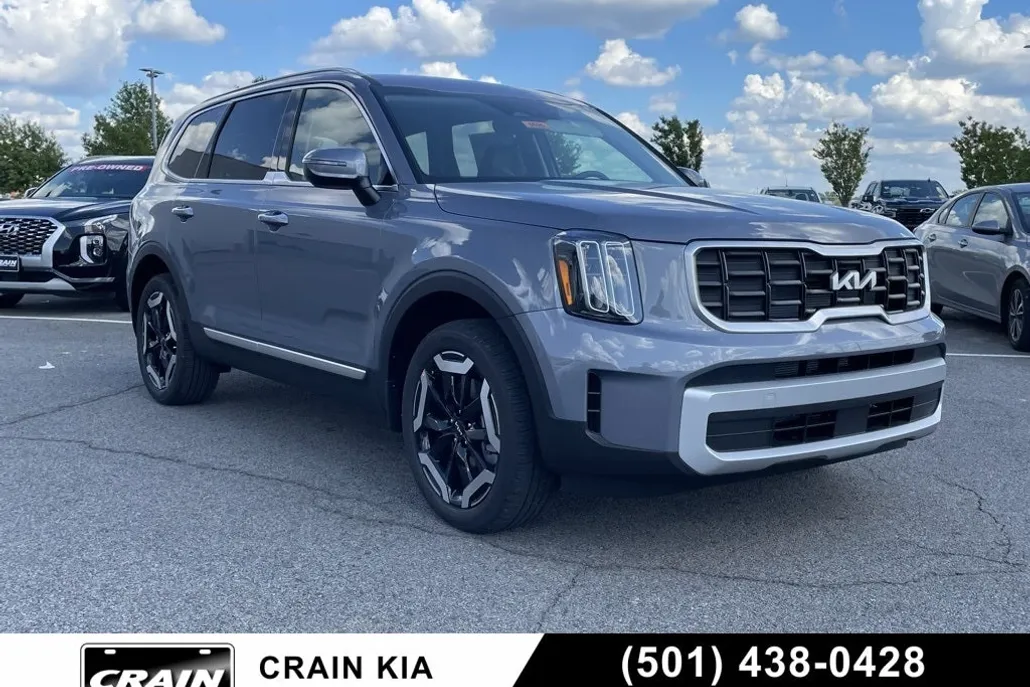 2025 Kia Telluride S photo 1