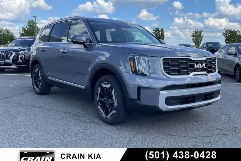 2025 Kia Telluride S photo 1