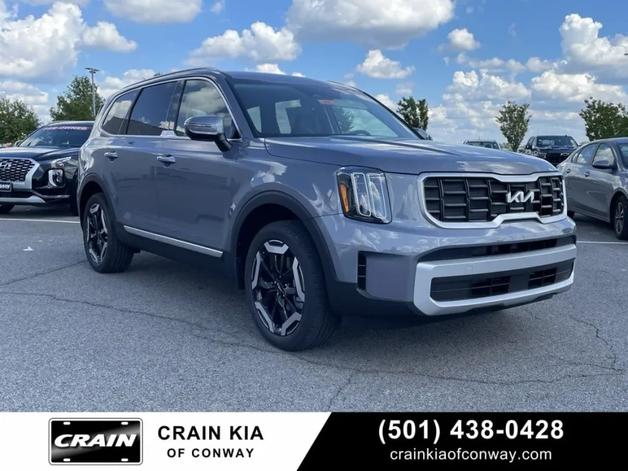 2025 Kia Telluride S photo 1