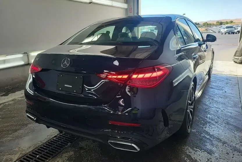 2023 Mercedes Benz C 300 photo 1