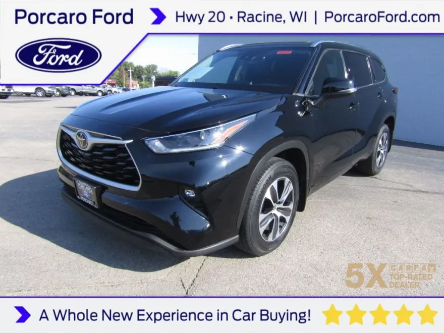 2021 Toyota Highlander XLE photo 1