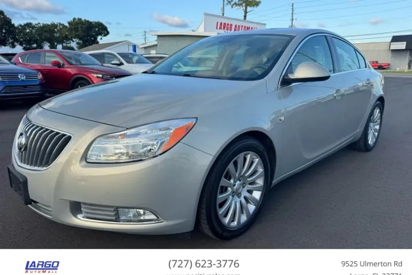 2011 Buick Regal CXL Turbo photo 1