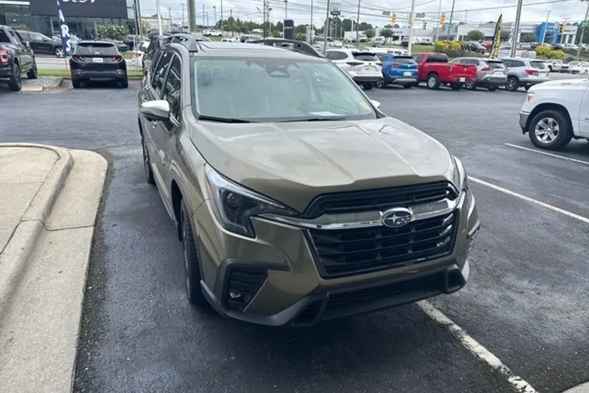 2023 Subaru Ascent Limited photo 1