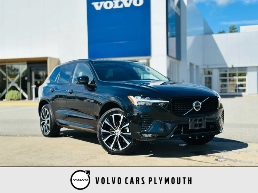 2025 Volvo XC60 B5 Plus photo 1