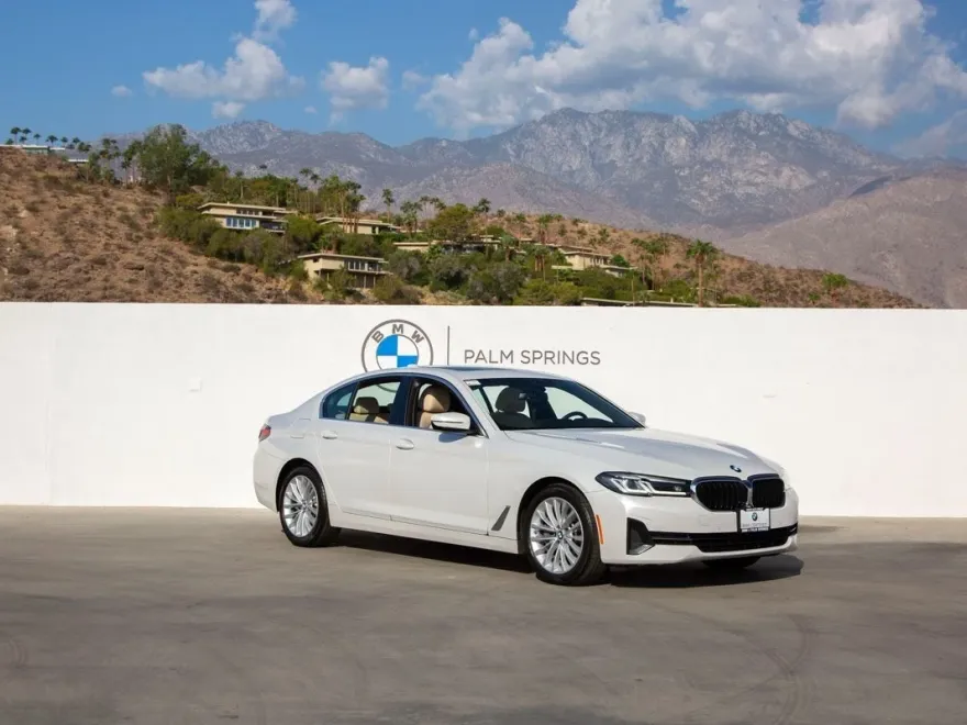 2023 Bmw 530i photo 1