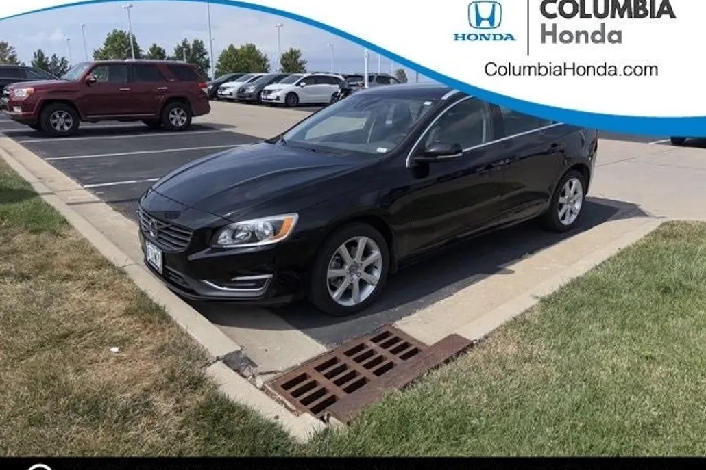 2016 Volvo V60 T5 photo 1