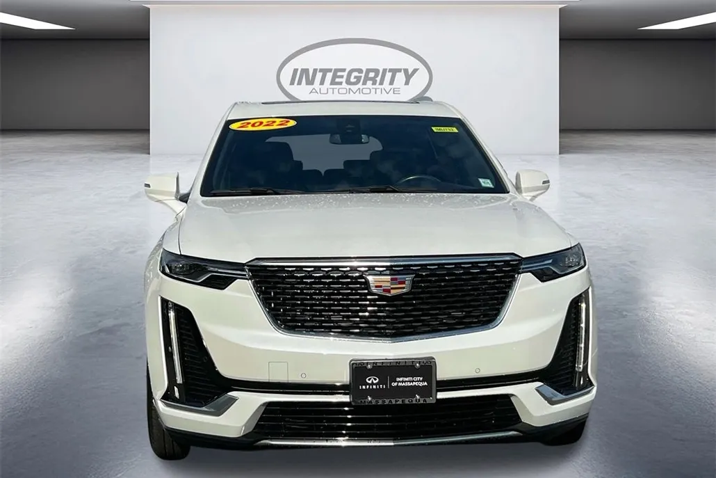 2022 Cadillac XT6 Luxury photo 1