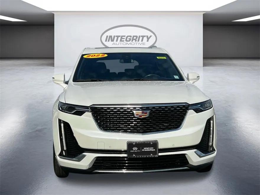 2022 Cadillac XT6 Luxury photo 1