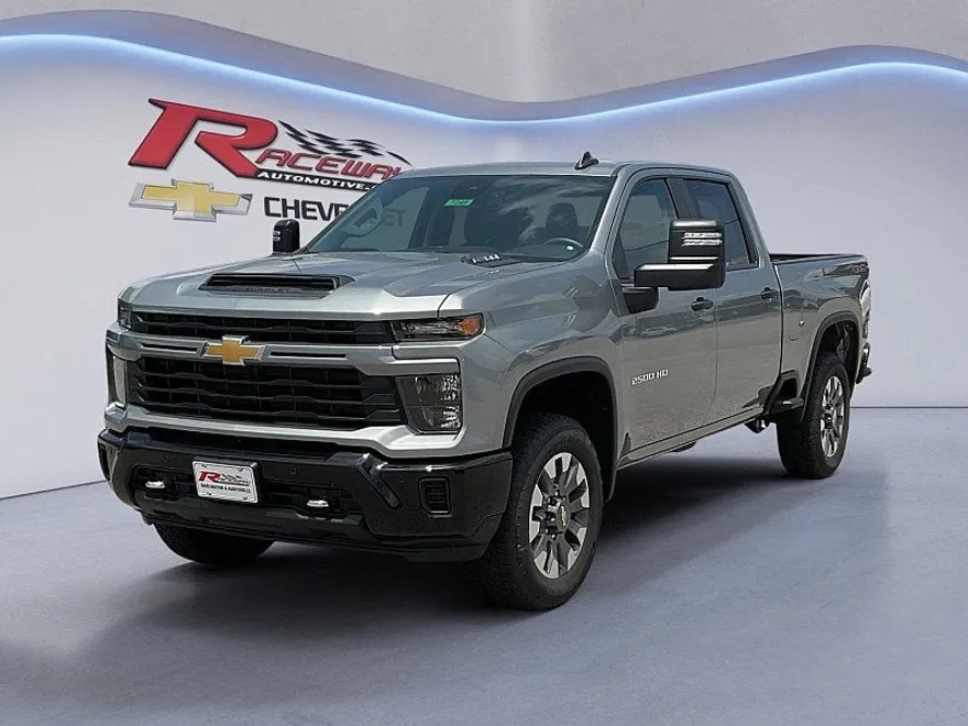 2025 Chevrolet Silverado 2500HD Custom photo 1