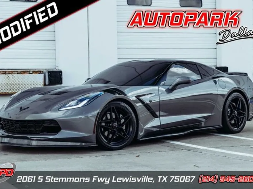 2015 Chevrolet Corvette Stingray 1LT photo 1