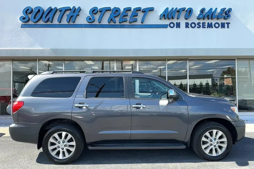 2012 Toyota Sequoia Limited photo 1