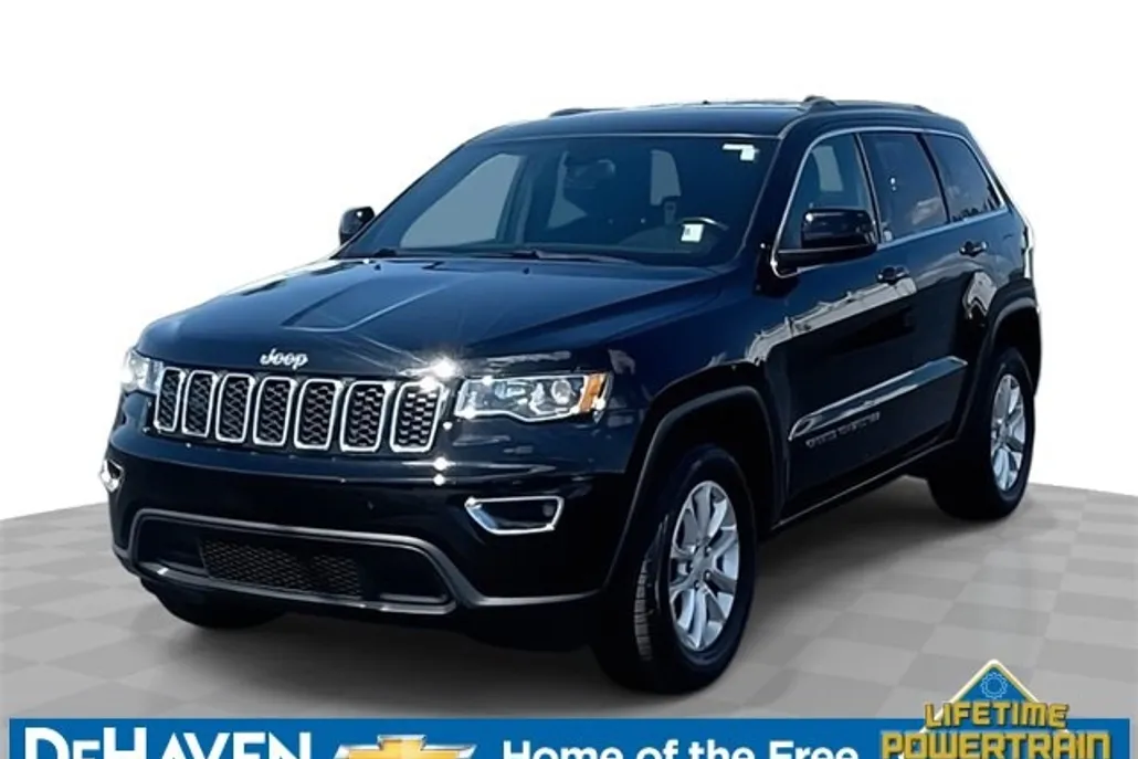 2021 Jeep Grand Cherokee Laredo photo 1