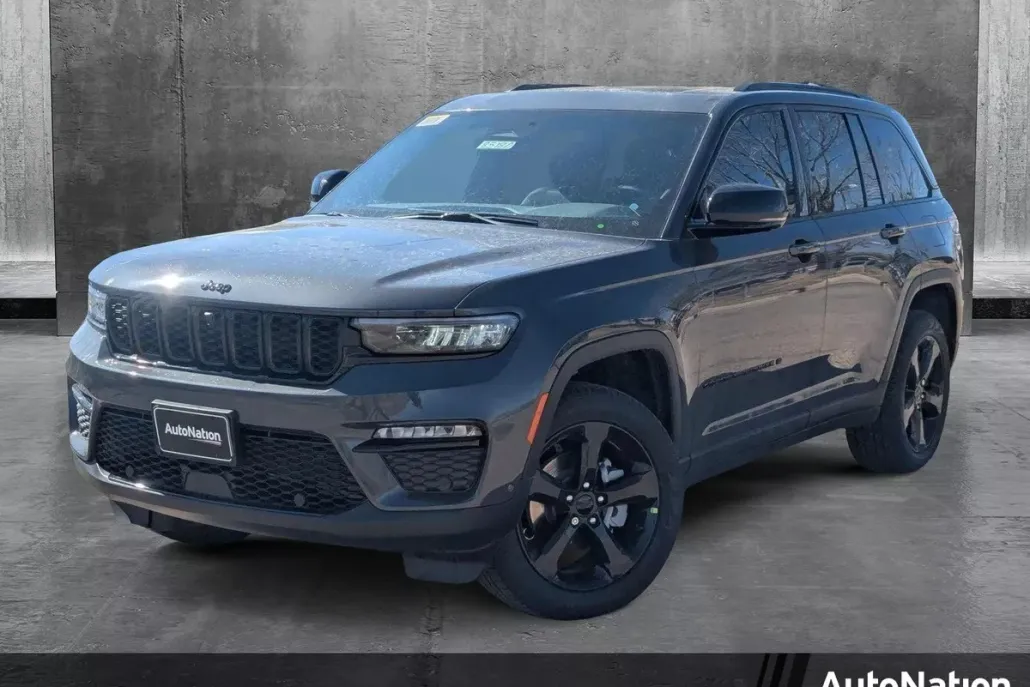 2025 Jeep Grand Cherokee Limited photo 1