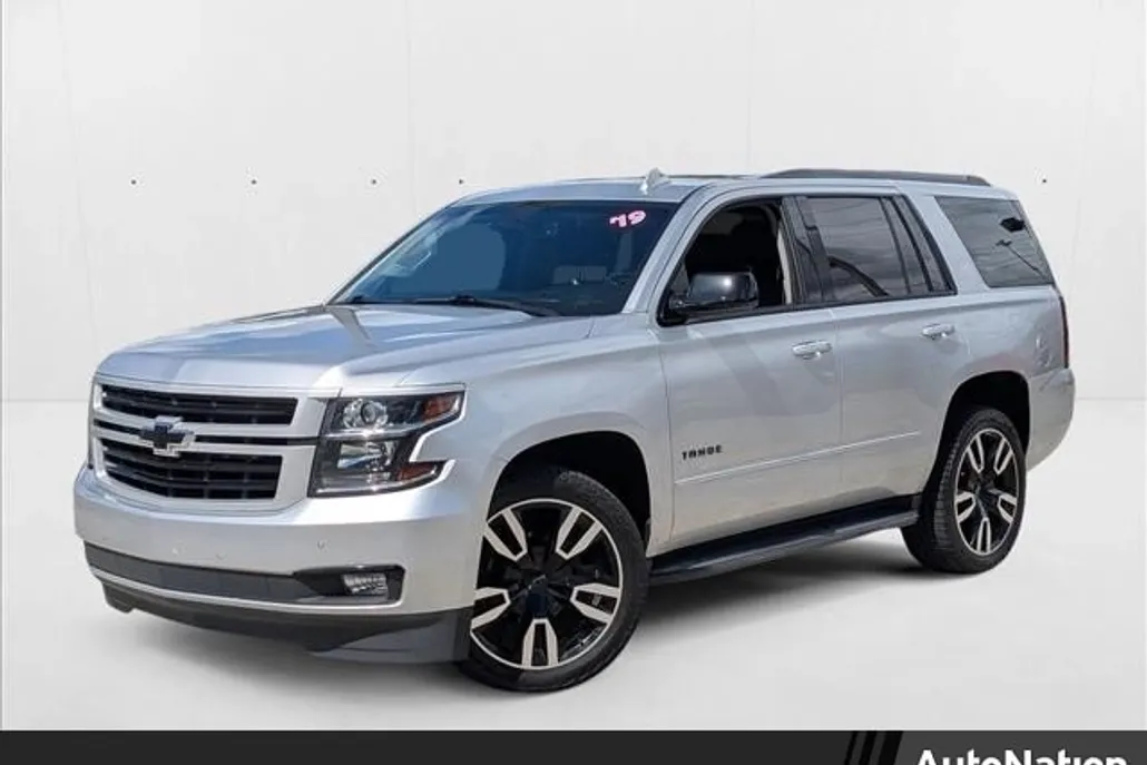 2019 Chevrolet Tahoe Premier photo 1