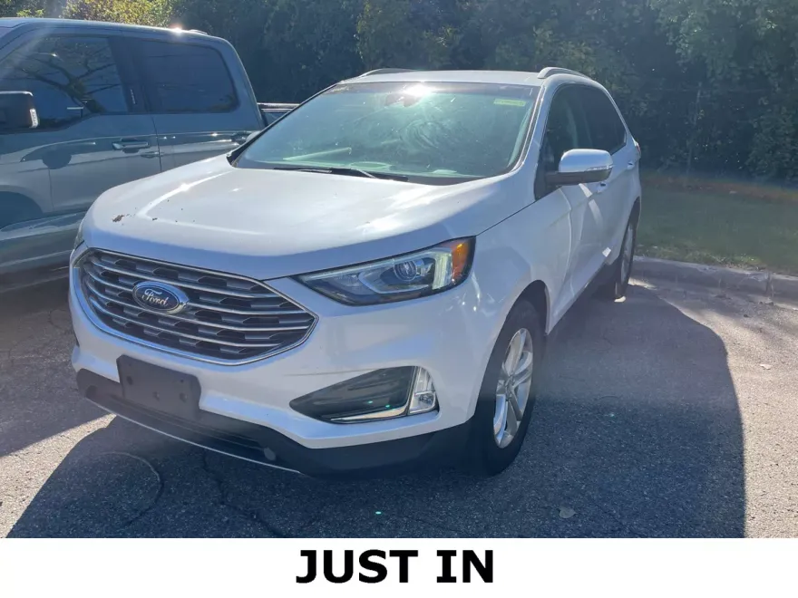 2019 Ford Edge SEL photo 1