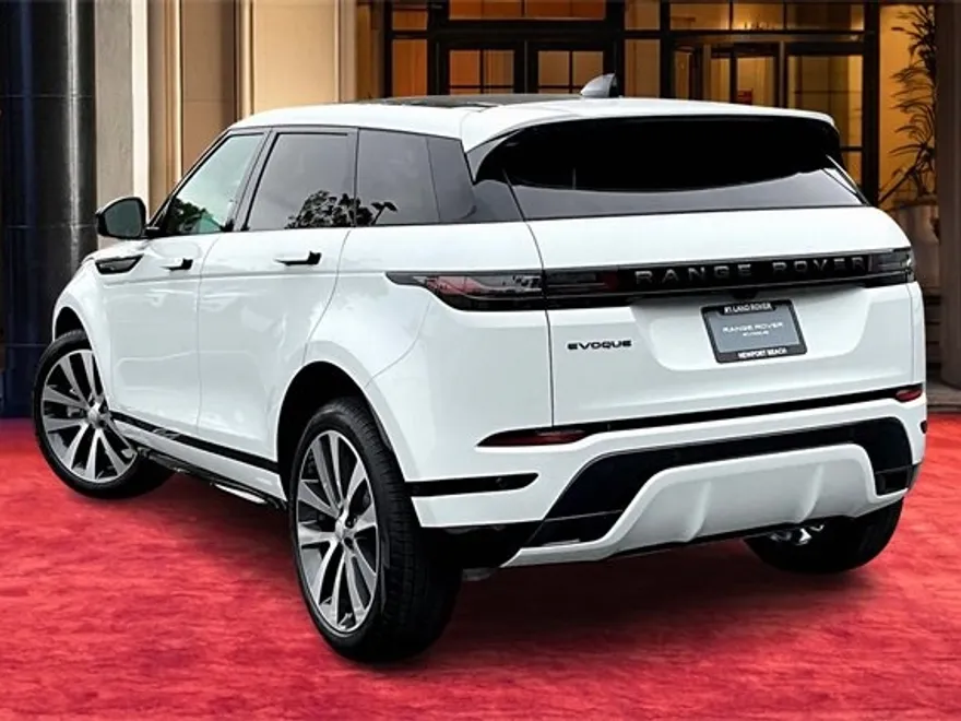 2026 Land Rover Range Rover Evoque Dynamic SE photo 1