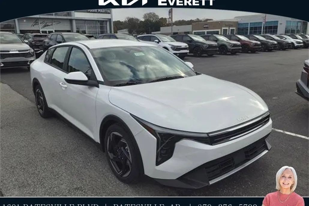 2025 Kia K4 EX photo 1