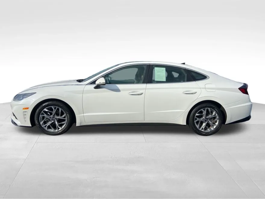 2020 Hyundai Sonata SEL photo 1