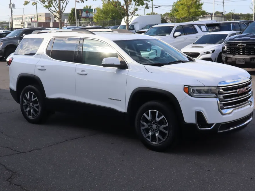 2023 Gmc Acadia SLT photo 1