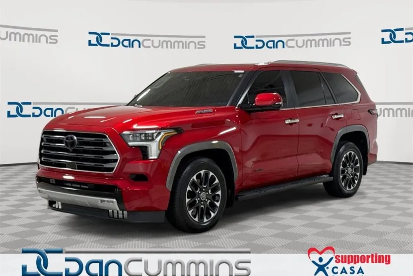2024 Toyota Sequoia SR5 photo 1