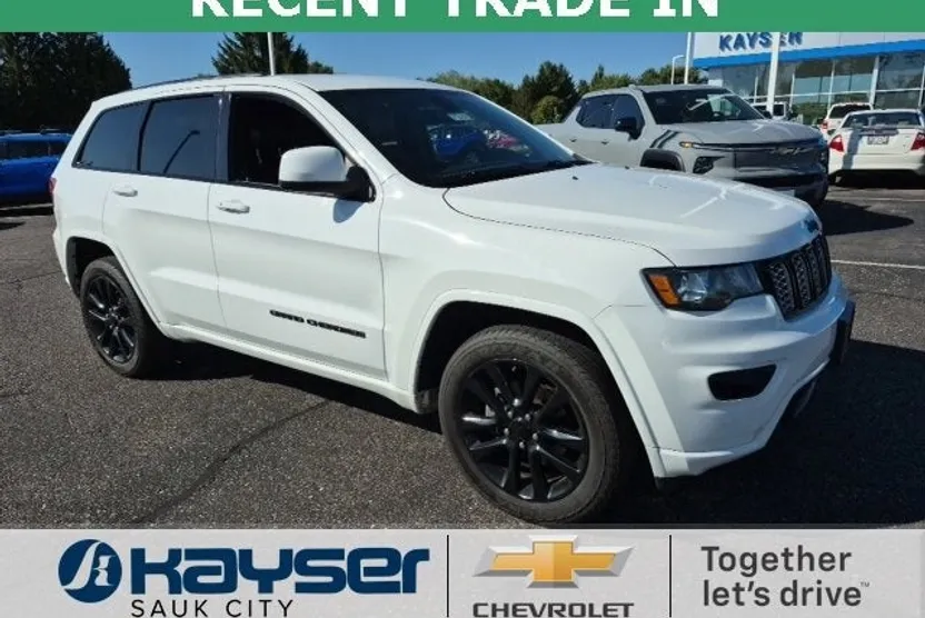 2018 Jeep Grand Cherokee Altitude photo 1