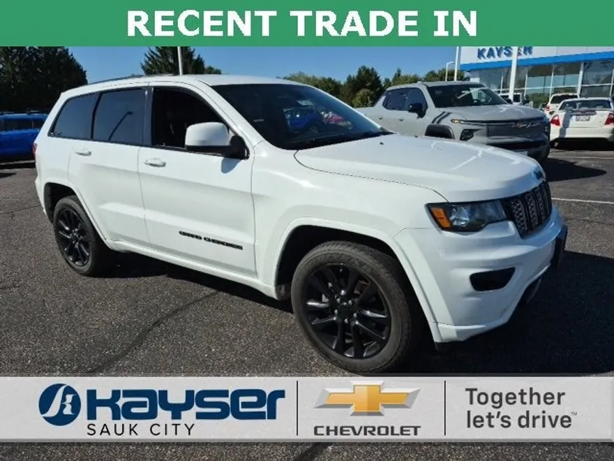 2018 Jeep Grand Cherokee Altitude photo 1