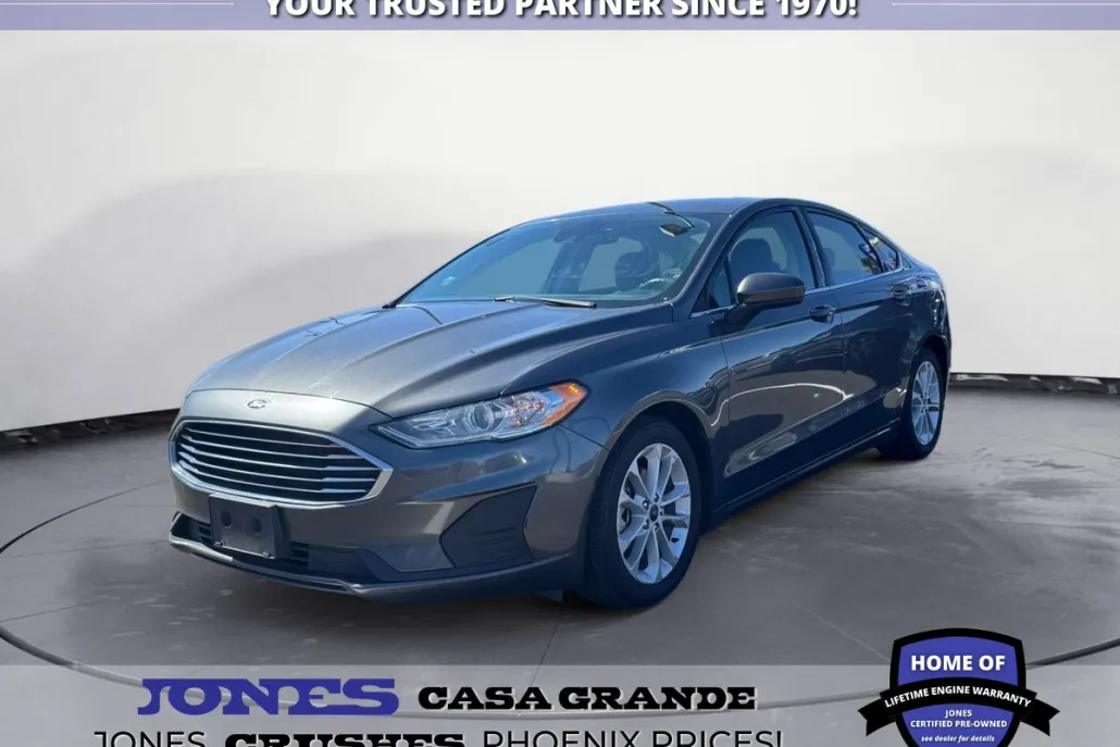2020 Ford Fusion Hybrid SE photo 1