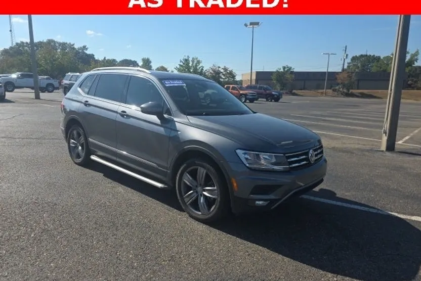 2020 Volkswagen Tiguan SE photo 1