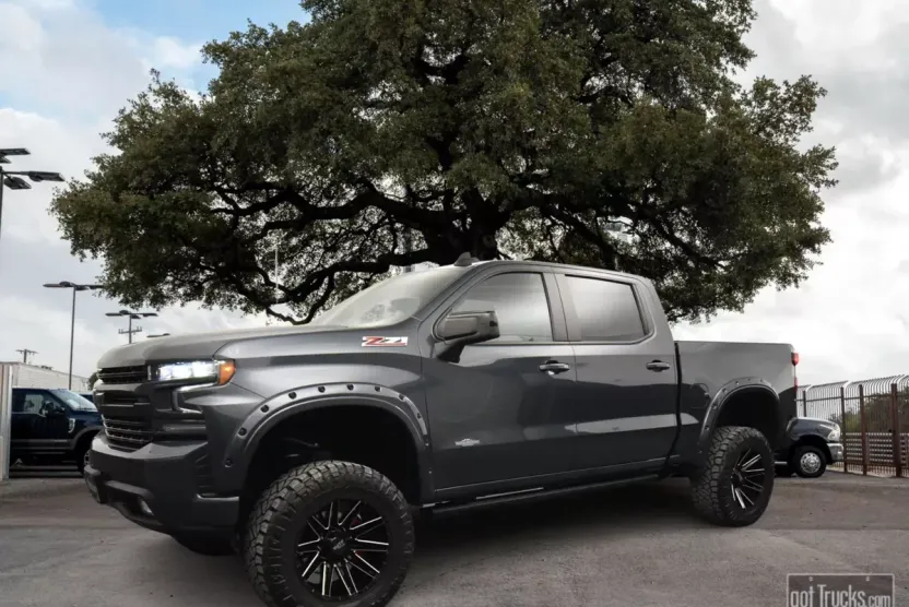 2021 Chevrolet Silverado 1500 RST photo 1