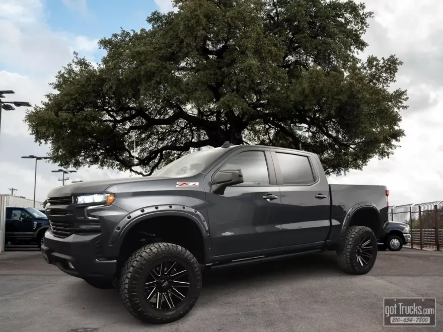 2021 Chevrolet Silverado 1500 RST photo 1