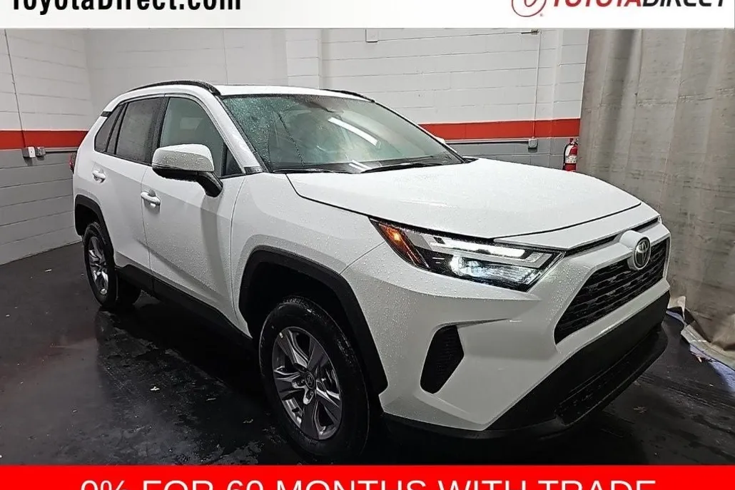 2025 Toyota RAV4 XLE photo 1