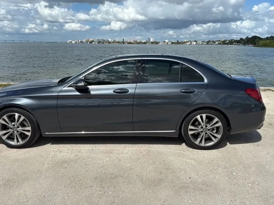 2015 Mercedes Benz C 300 Sedan photo 1