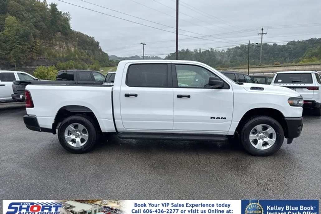 2025 Ram 1500 Tradesman photo 1