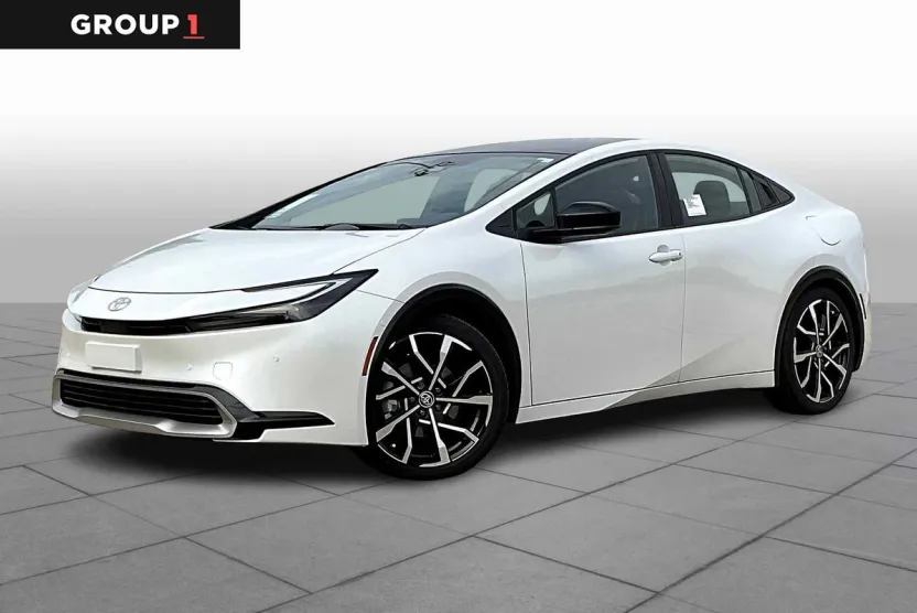2026 Toyota Prius Plug-in Hybrid XSE Premium photo 1