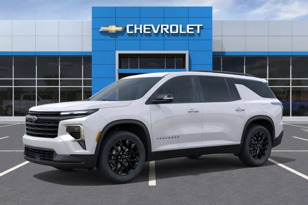 2025 Chevrolet Traverse photo 1