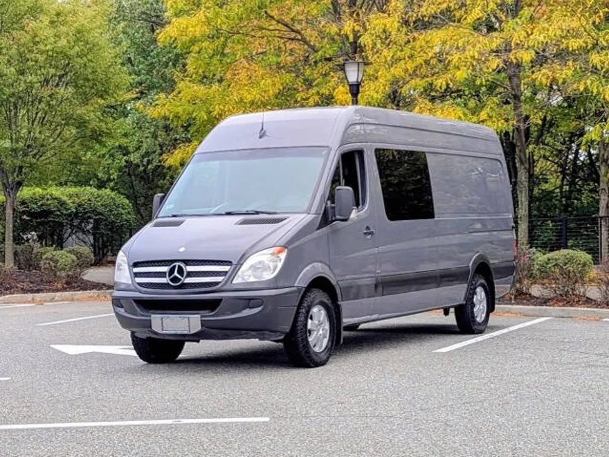 2013 Mercedes Benz Sprinter 2500 High Roof photo 1