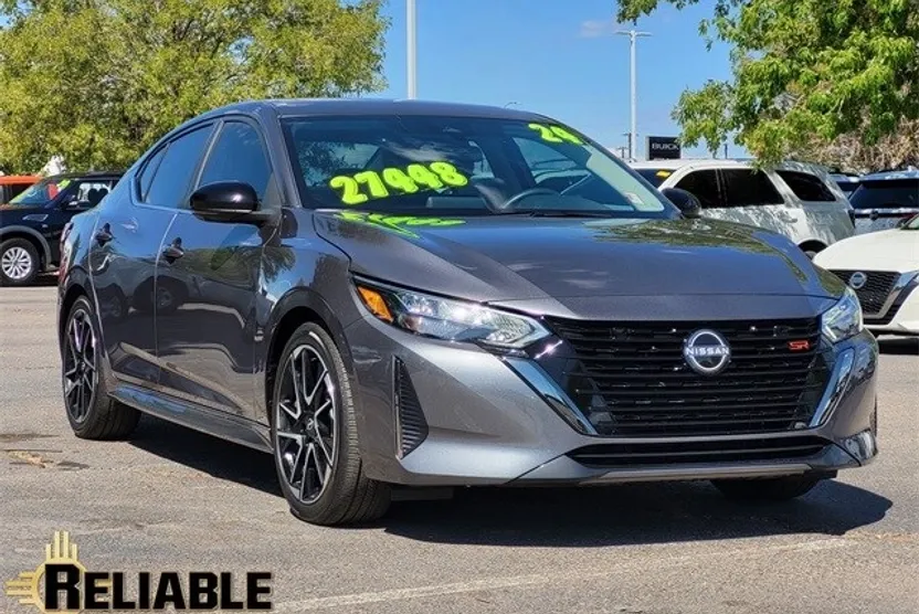 2024 Nissan Sentra SR photo 1