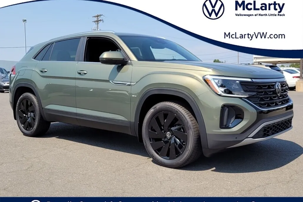 2025 Volkswagen Atlas Cross Sport SE Technology photo 1