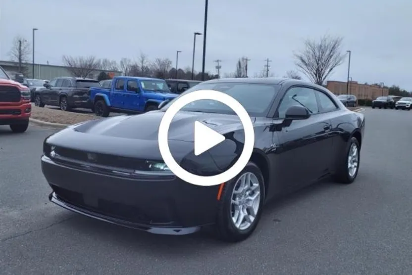 2025 Dodge Charger R/T photo 1
