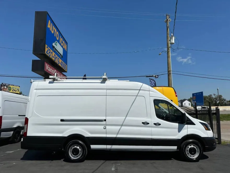 2021 Ford Transit Cargo photo 1