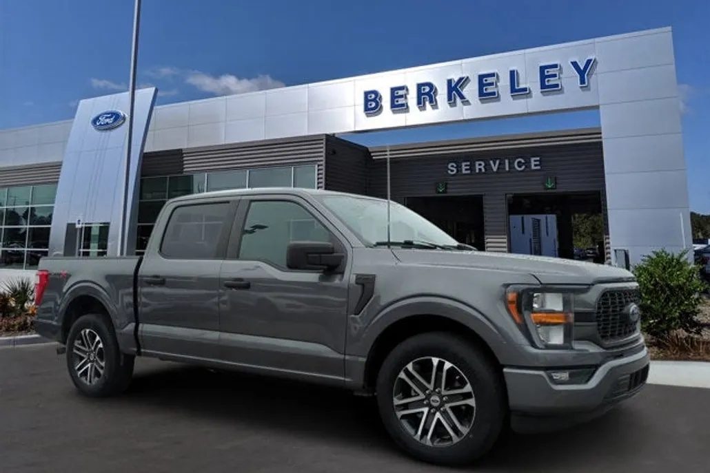 2023 Ford F-150 XL photo 1