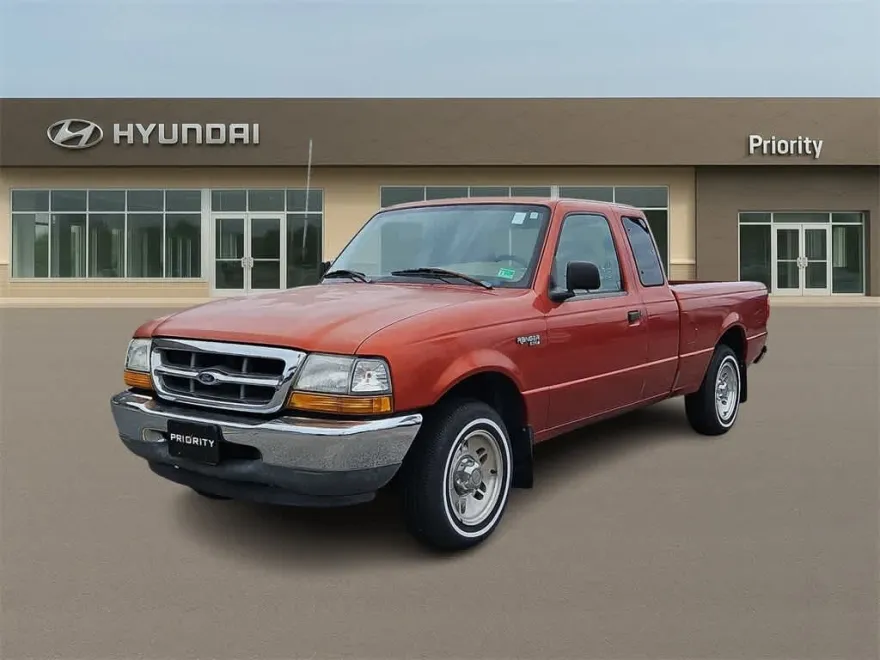 1999 Ford Ranger XL photo 1
