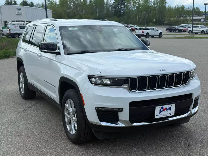 2023 Jeep Grand Cherokee L photo 1