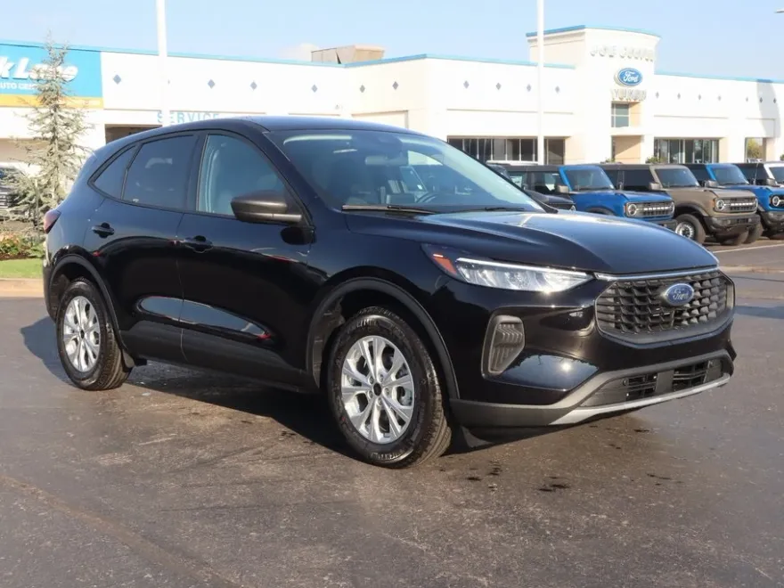 2026 Ford Escape Active photo 1