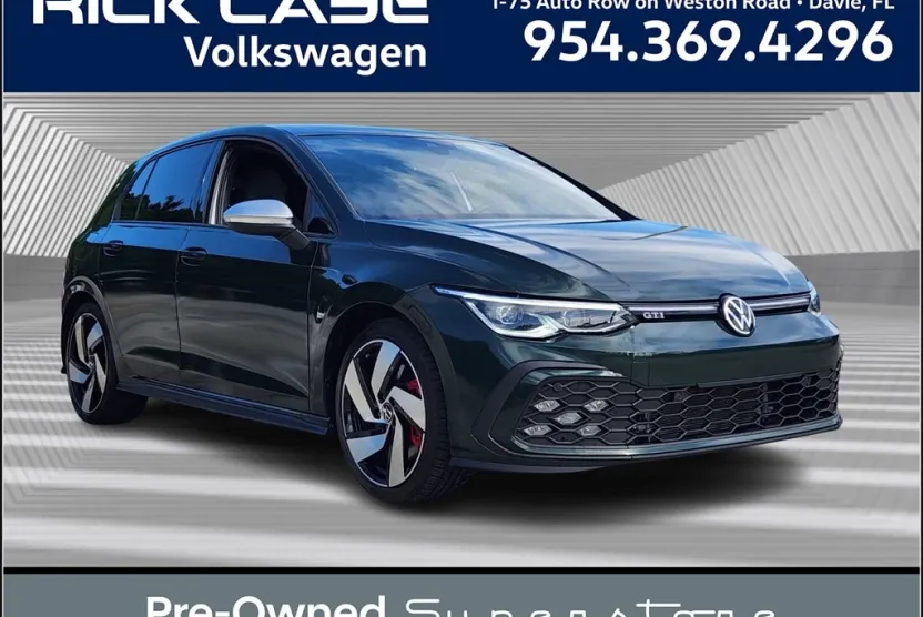 2022 Volkswagen Golf GTI SE photo 1