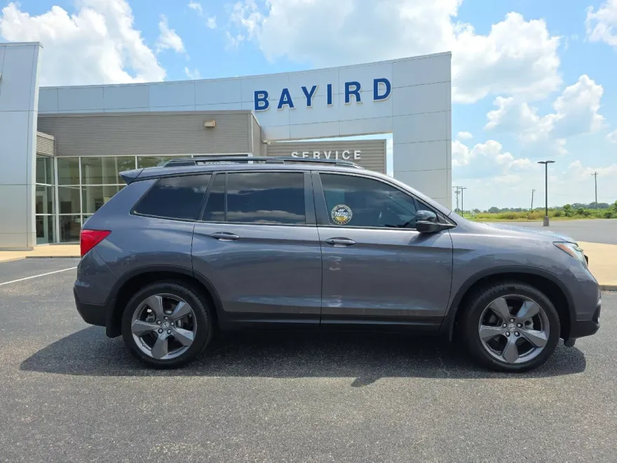2021 Honda Passport Touring photo 1