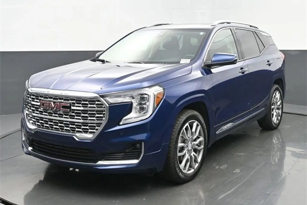 2022 Gmc Terrain Denali photo 1