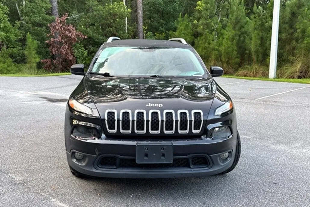 2014 Jeep Cherokee Latitude photo 1