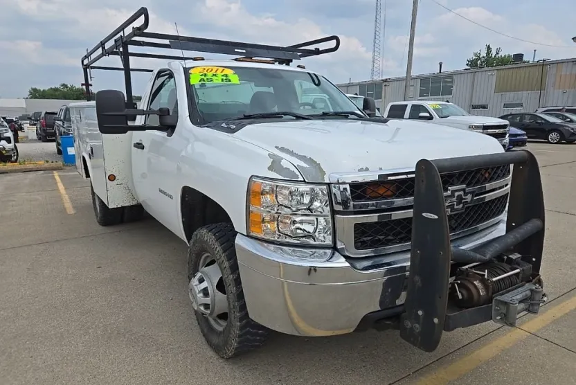 2011 Chevrolet Silverado 3500HD photo 1