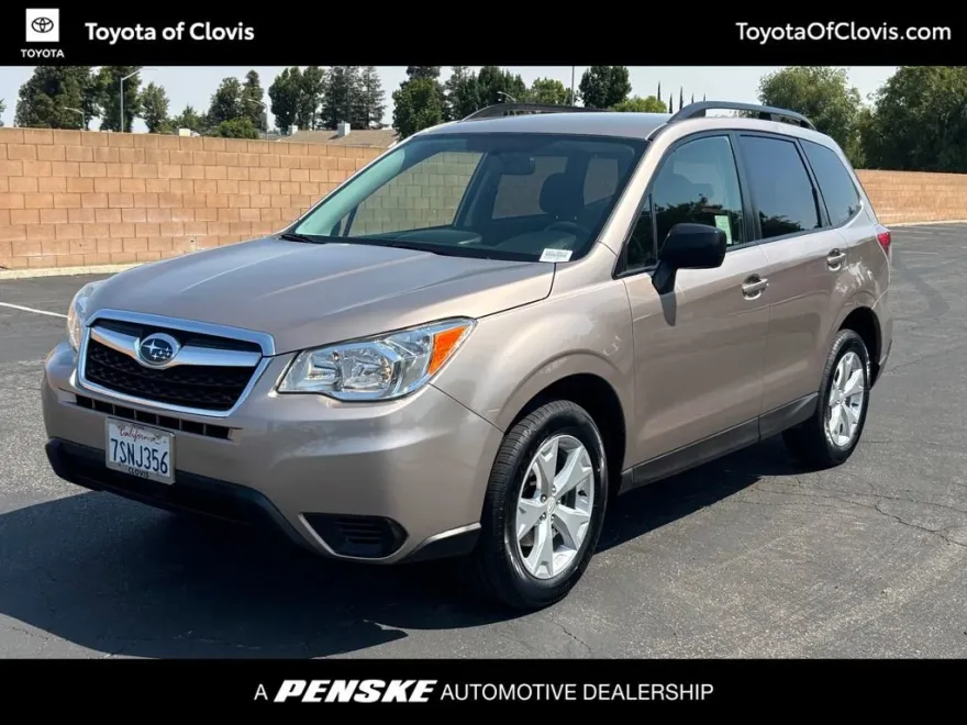 2016 Subaru Forester 2.5i photo 1